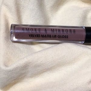 Smoke & Mirrors velvet matte lip gloss